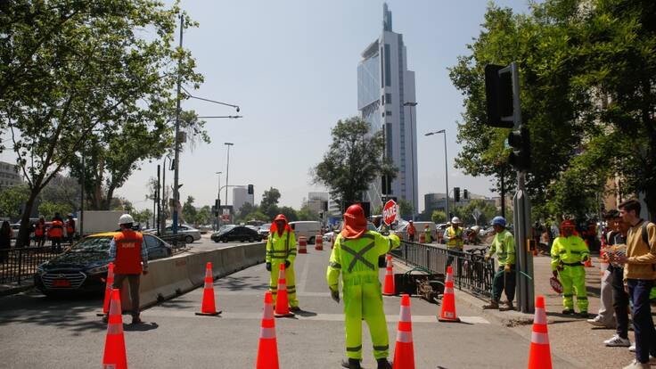 ¿Cuáles son los tramos cortados en Santiago por la remodelación de la Plaza Italia?