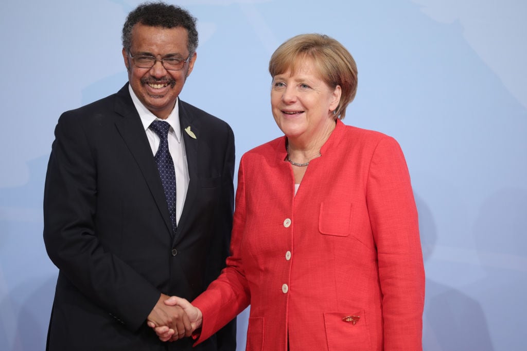 Angela Merkel junto a Tedros Adhanom en 2017