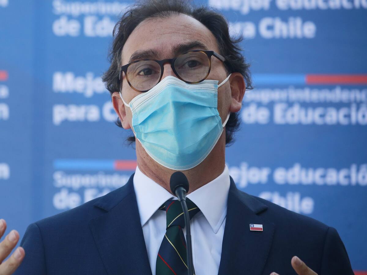 Mineduc informó que el 100% de los colegios presentó su planificación de cara al inicio del año escolar