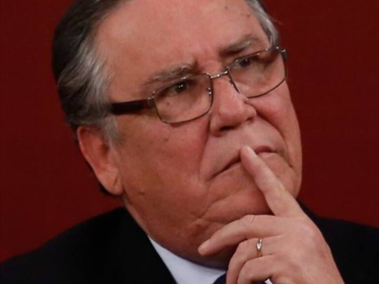 Ministro de Justicia: Cuélguenme en la plaza pública si existiera vínculo con Morpho