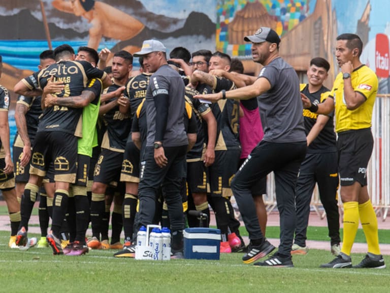 Coquimbo Unido tumba a La Calera en el Nicolás Chahuán y vuelve a transformarse en el exclusivo líder del fútbol chileno