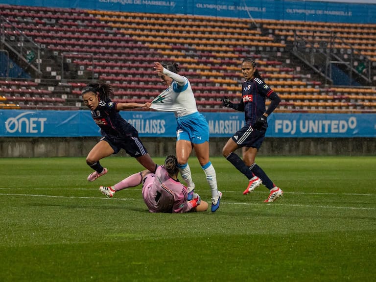 “Estamos bien”: Endler sufre duro golpe en goleada del Olympique Lyon en la Copa de Francia