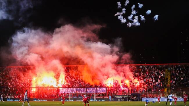 Cruzados identifica a tres nuevos sujetos que no podrán entrar al estadio por provocar incidentes ante Ñublense