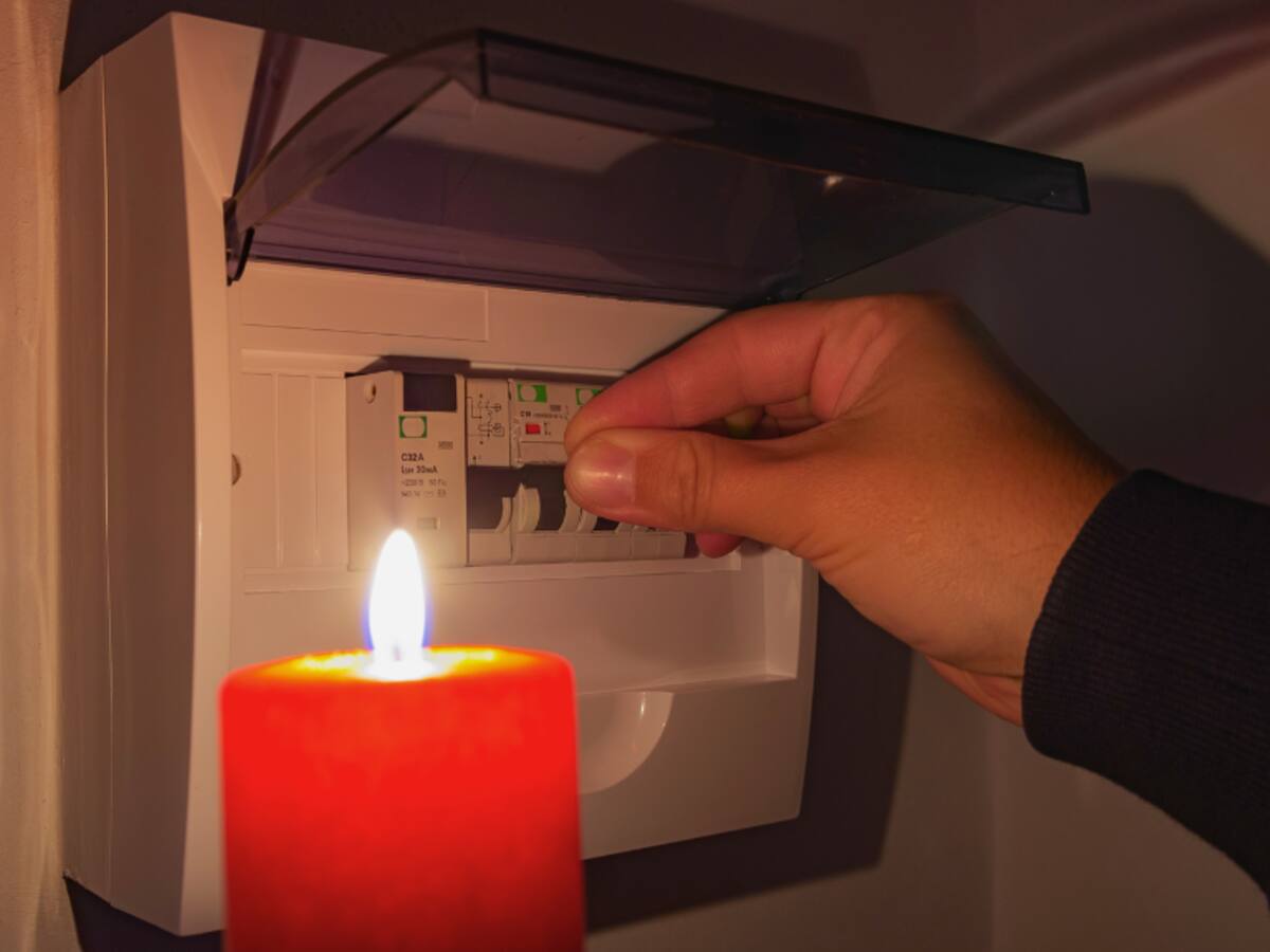Sistema frontal deja más de 100 mil clientes sin luz: región de Coquimbo concentra la emergencia