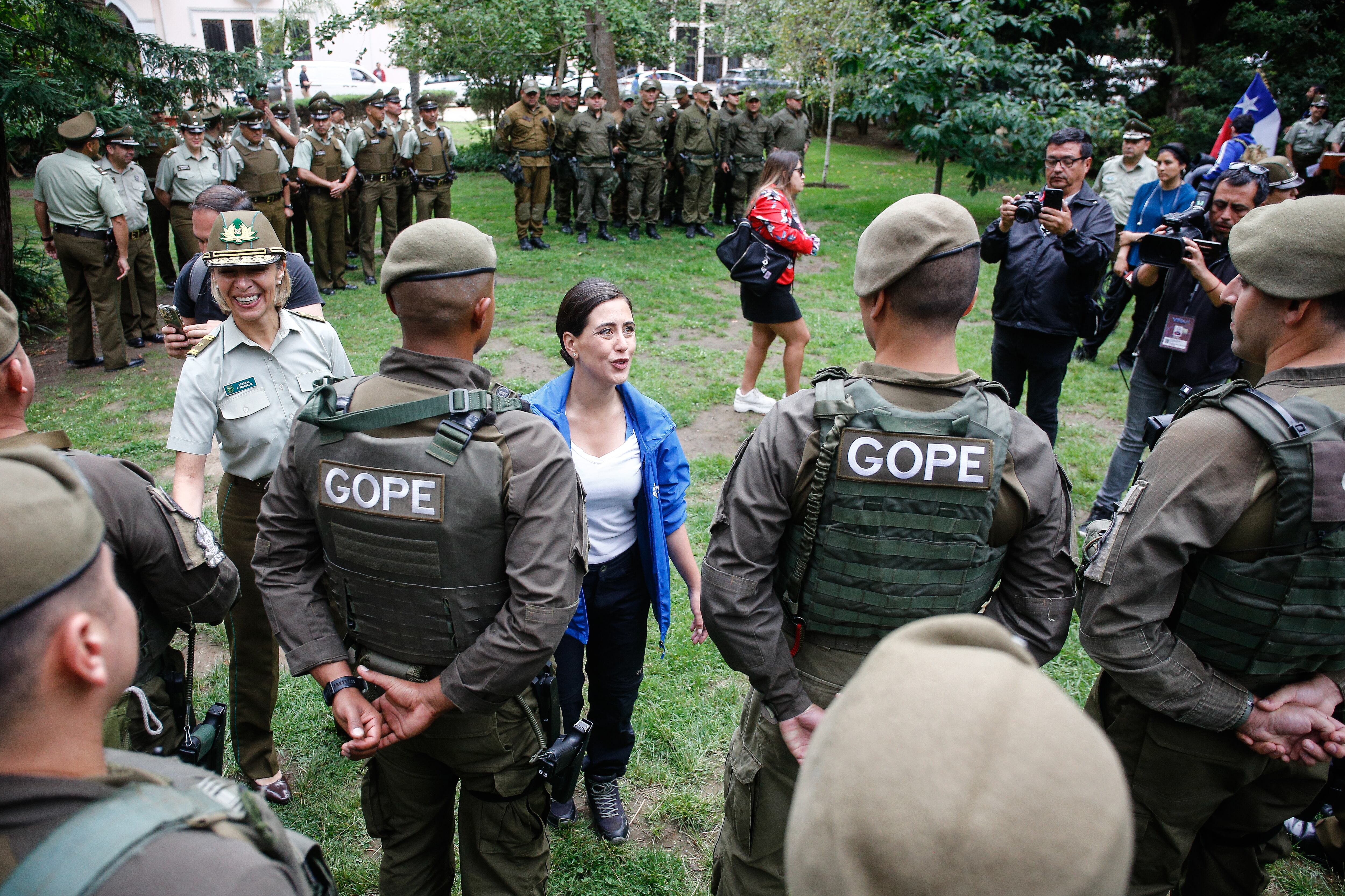 24 DE FEBRERO DE 2024 / VIÑA DEL MAR
La Alcaldesa de Viña del Mar, Macarena Ripamonti junto al General Director de Carabineros Ricardo Yañez participan de la inauguración de la Comisaría Provisoria de Carabineros dentro de la Quinta Vergara
FOTO: DIEGO MARTIN/AGENCIAUNO