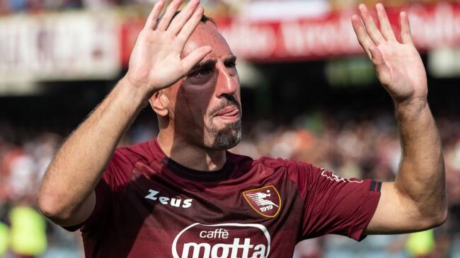 Franck Ribery rompe en llanto tras despedirse del fútbol profesional jugando por Sampdoria