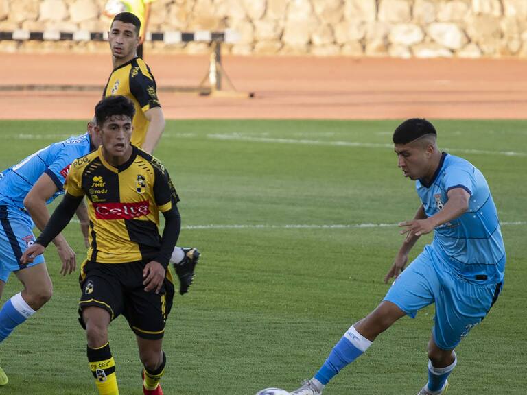 La patrulla juvenil de San Marcos de Arica rescató un empate sin goles ante Coquimbo Unido