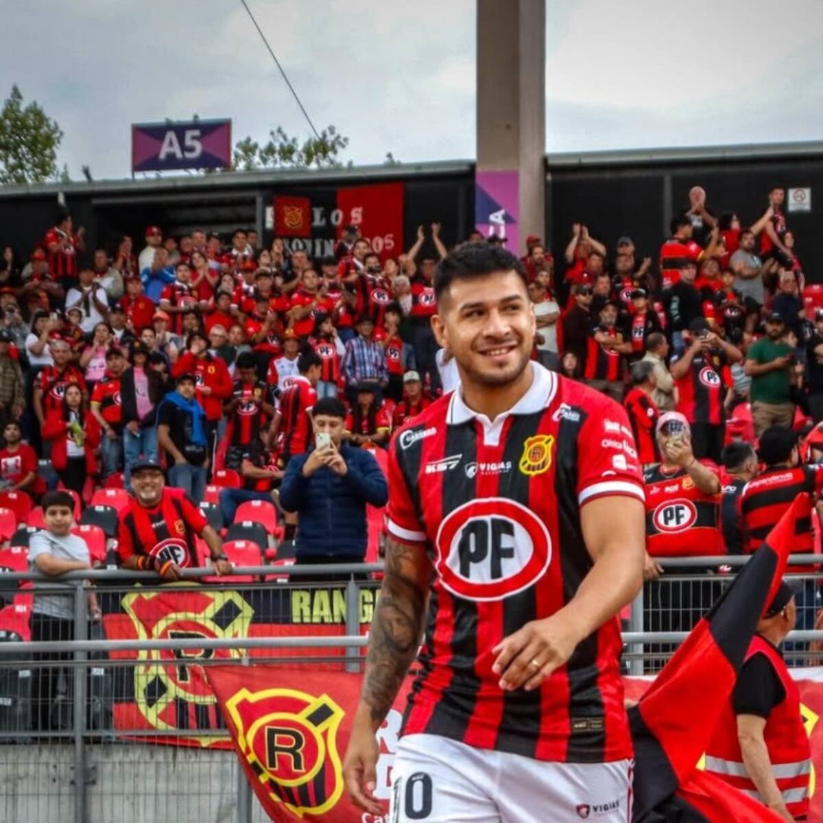 Rangers confirma dura noticia por futbolista del plantel que sufrió grave accidente automovilístico