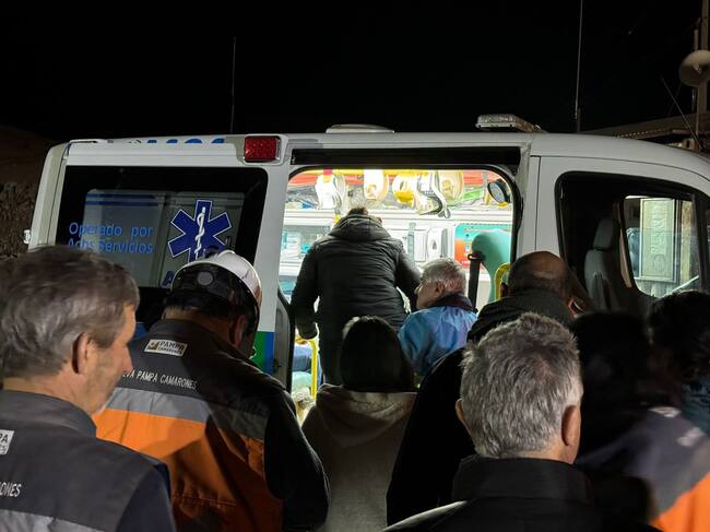Luego de dos días de rescate: logran salvar a minero atrapado en Pampa Camarones