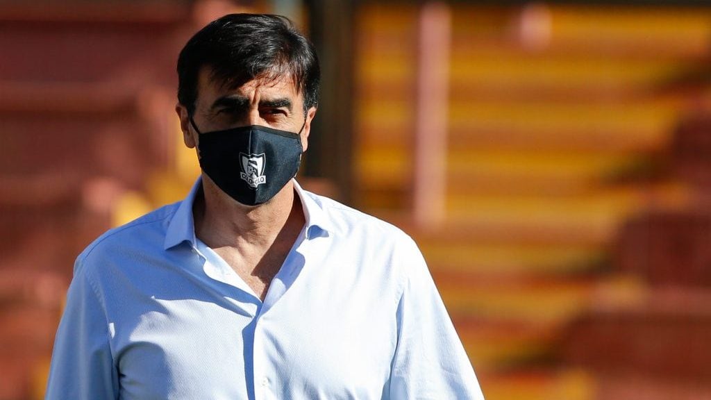 12 de Diciembre del 2020/SANTIAGOEl Director Tecnico de Colo Colo Gustavo Quinteros(c) ,durante el partido valido por la Vigésimo tercera fecha del Campeonato Nacional AFP PlanVital 2020, entre Union Española vs Colo Colo, disputado en el Estadio Santa Laura.
FOTO:FRANCISCO LONGA/AGENCIAUNO