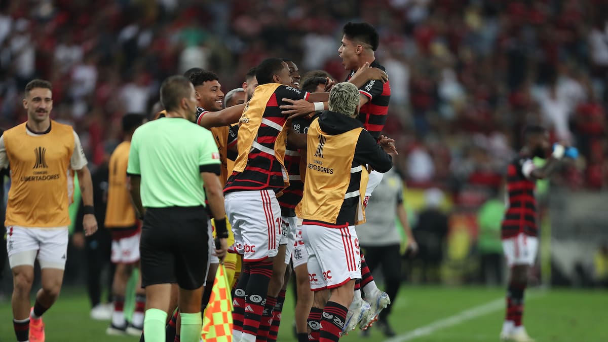 Toma vuelo para 4tos: Erick Pulgar participó en victoria de Flamengo sobre Bolivar por Copa Libertadores
