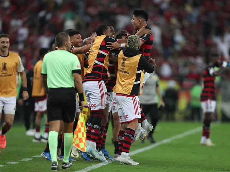 Erick Pulgar participó en victoria de Flamengo sobre Bolivar por Copa Libertadores | Getty Images