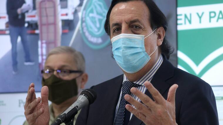 Ministro del Interior destacó participación "buena onda" de la ciudadanía en el plebiscito