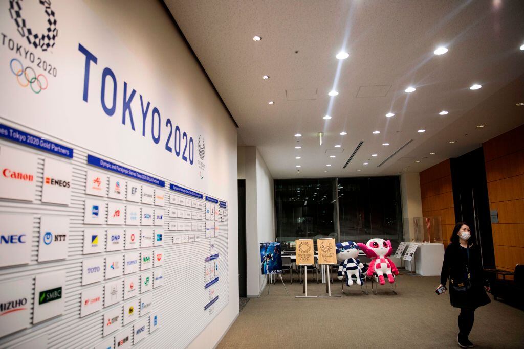 La oficina central de la organización de Tokio 2020 se mantiene vacía