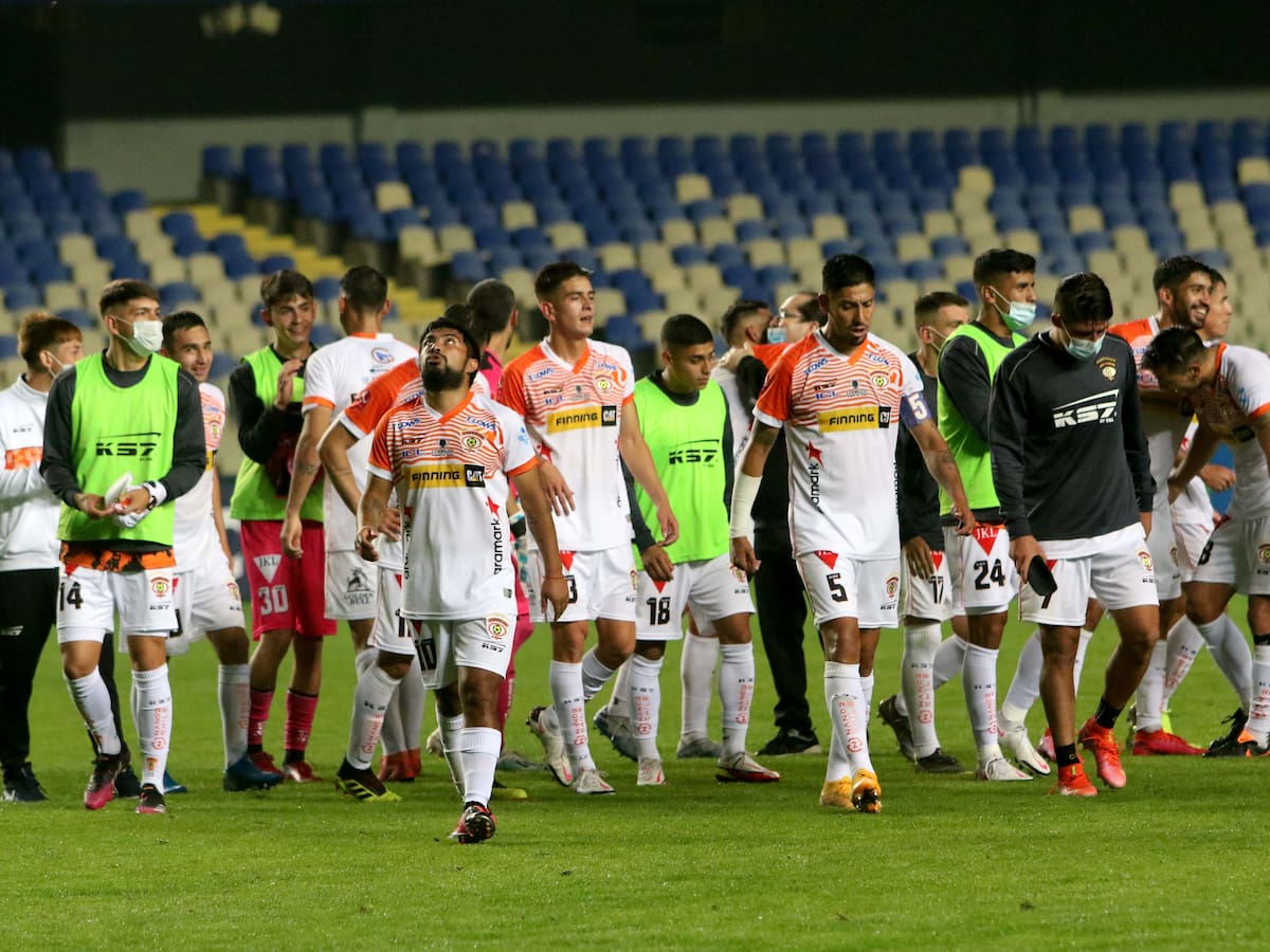 «Vía WhatsApp»: la llamativa acción que realizó Cobreloa en partido contra Melipilla que reveló el informe arbitral