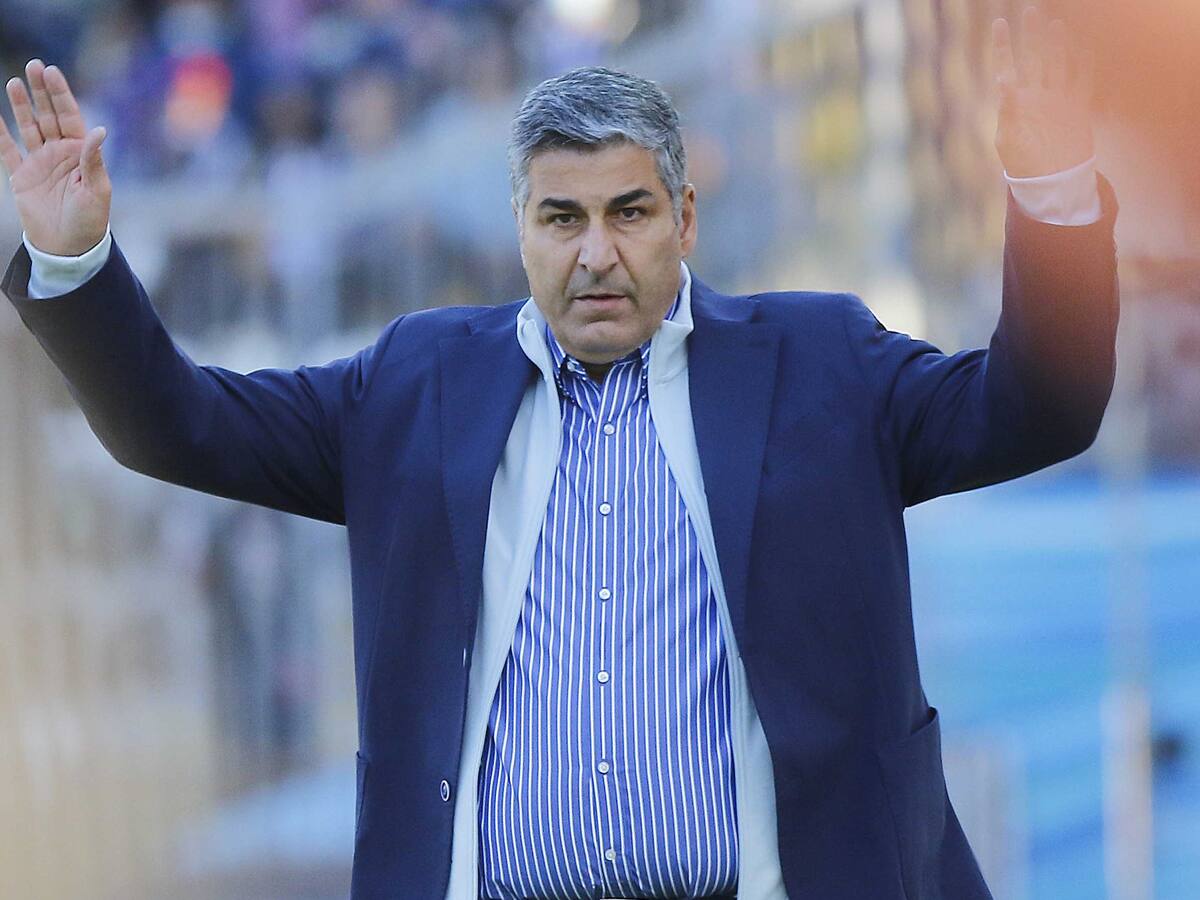 Johnny Herrera aseguró que se le acabó el crédito a Santiago Escobar en la U: «le quedó un poco grande el club»