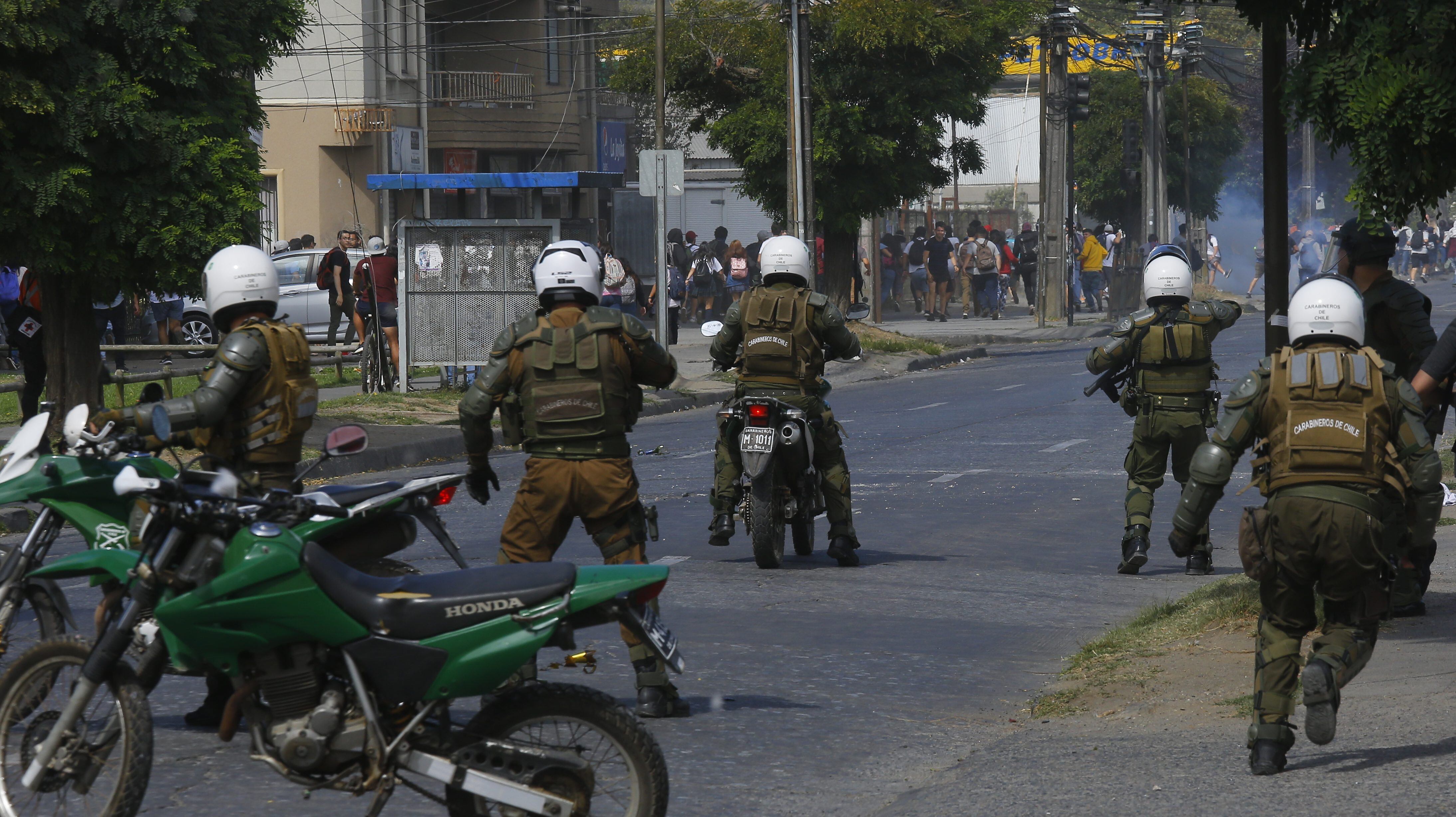 Acusan presunto montaje de carabineros