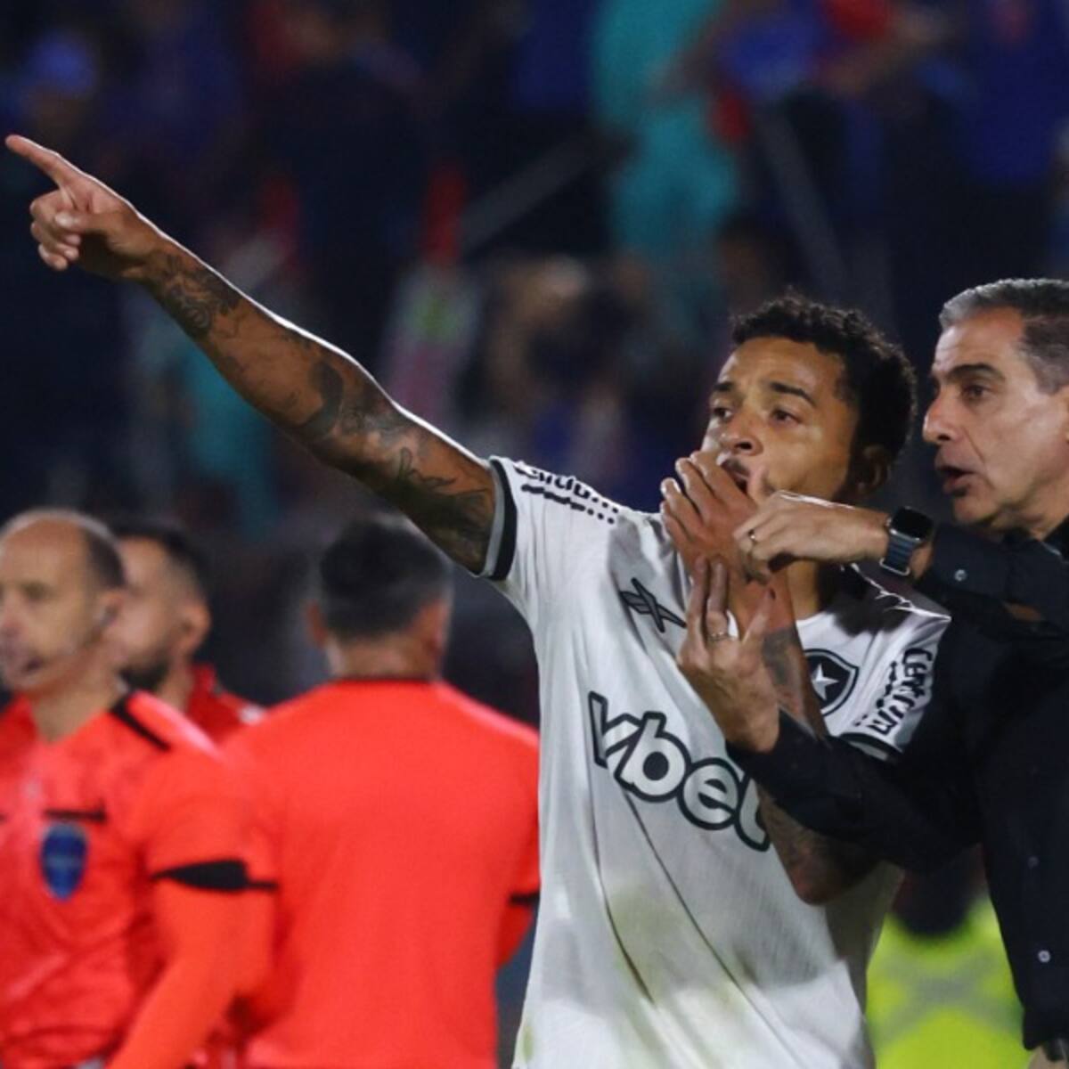 No se salvó pese al triunfo sobre PSG: Botafogo despide a su DT tras caer en octavos del Mundial de Clubes