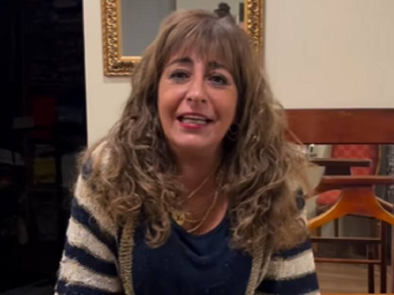 «No quiere aceptar la realidad»: Helhue Sukni reclama por su insoportable soledad