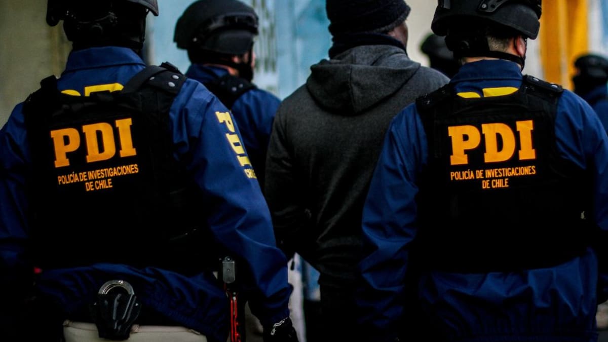Megaoperativo contra célula del Tren de Aragua deja a ejecutivo bancario detenido en Santiago