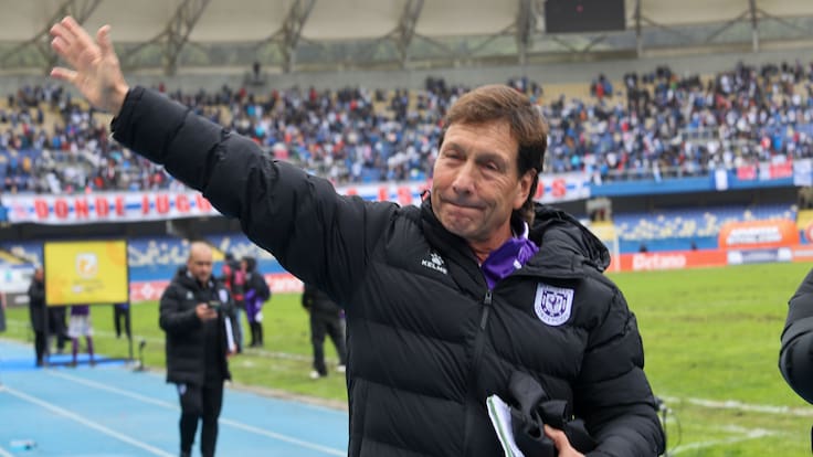 “No se necesitaba ser entrenador para...”: Fernando Díaz y las claves del renacer de Deportes Concepción