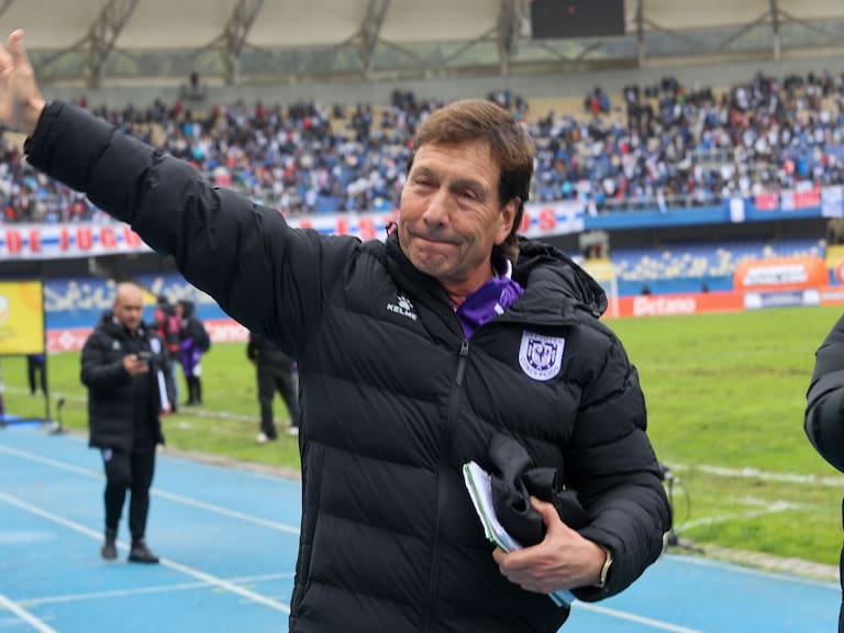 “No se necesitaba ser entrenador para...”: Fernando Díaz y las claves del renacer de Deportes Concepción