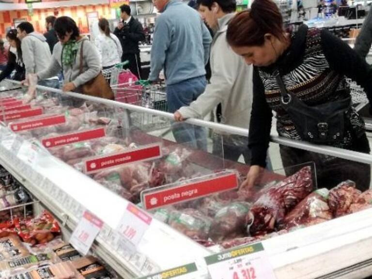 Desaceleración del consumo: ventas presenciales minoristas caen un 23,9% en septiembre