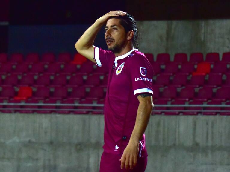 Jaime Valdés criticó la aplicación del VAR: «¿Hasta cuando nos perjudican?»