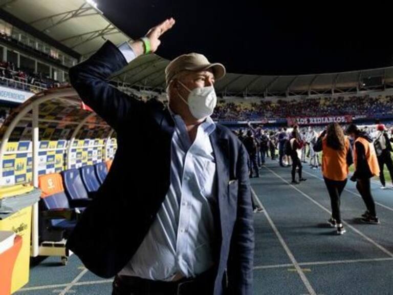 Juan Tagle y el mercado de pases de Universidad Católica: "Si sale Valber Huerta, que es posible, tendremos que buscar otro central"