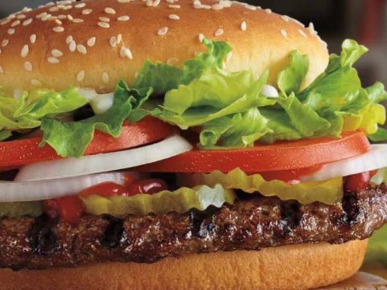 Reconocida cadena de comida rápida publicó las recetas de sus hamburguesas más populares