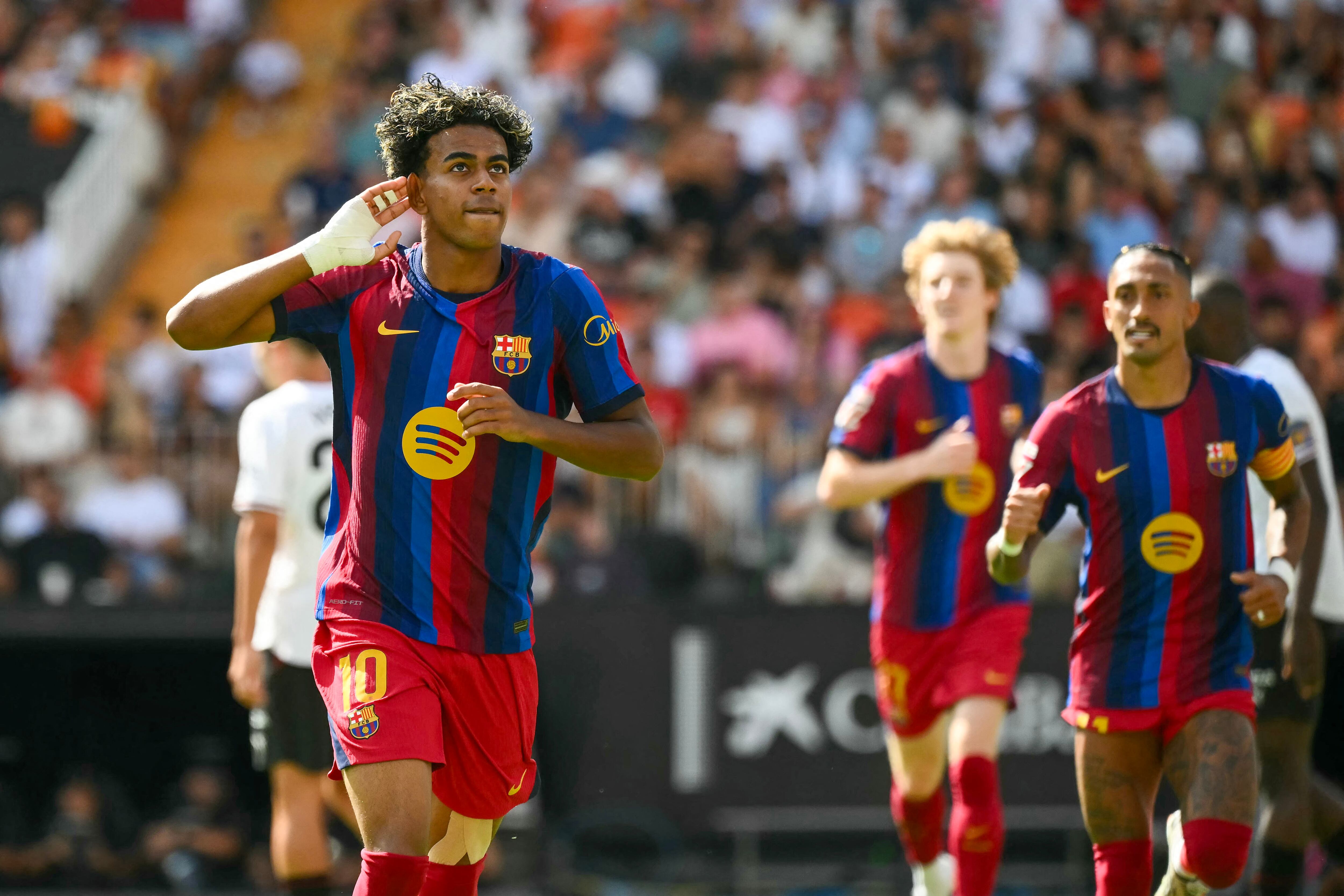FC Barcelona goleó al Valencia