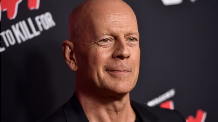 En medio de su delicado estado de salud: Bruce Willis reaparece públicamente en la boda de su hija