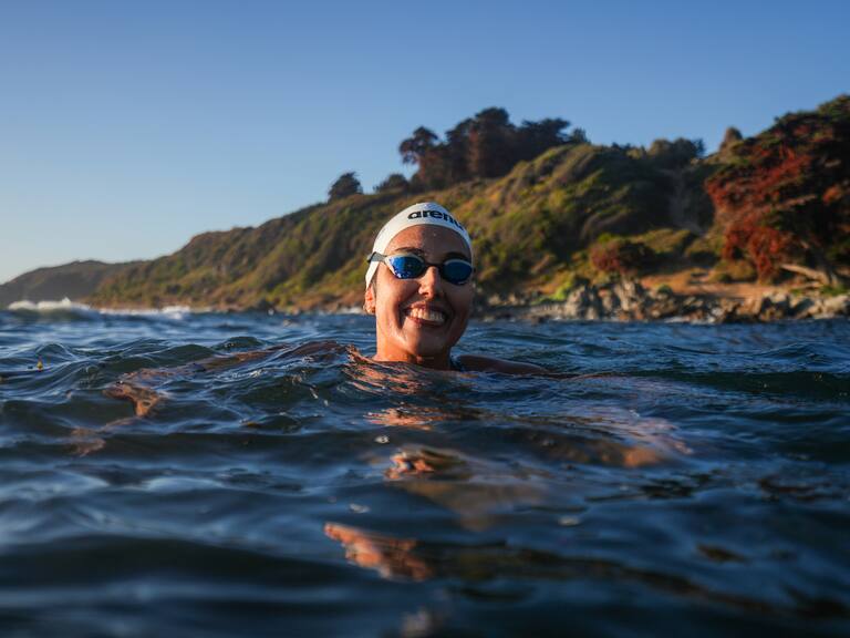 Rumbo a un nuevo hito: la “Sirena de Hielo” realizará nado nocturno en Viña del Mar