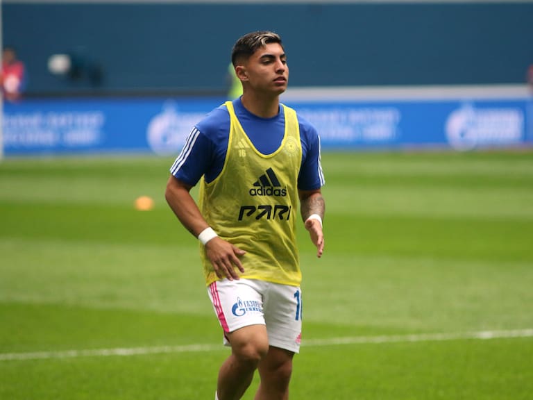 Jordhy Thompson cumple 21 años y su club lo saluda con broma sobre su forma física