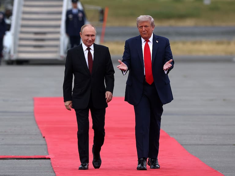 Putin y Trump conversan sobre avances en más recientes conversaciones EE.UU.-Ucrania, dice asesor