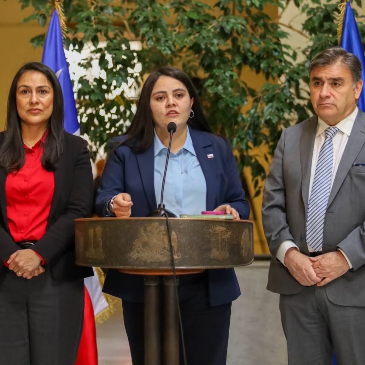 Diputados presentan proyectos para instaurar el Día Nacional de la Oración y otro de la Biblia