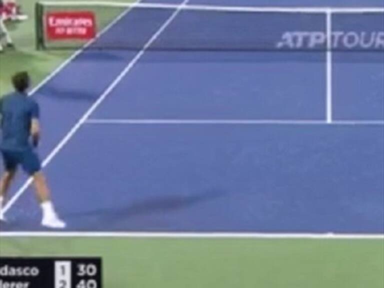 Saque de Fernando Verdasco ante Federer postula al ser el peor de la historia del tenis