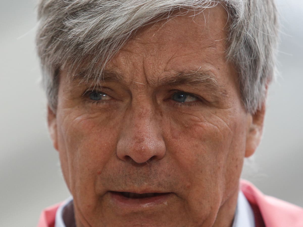 Harold Mayne-Nicholls acusa al Servel de “cambiar las reglas” cuando superaba las 28 mil firmas para inscribir su candidatura