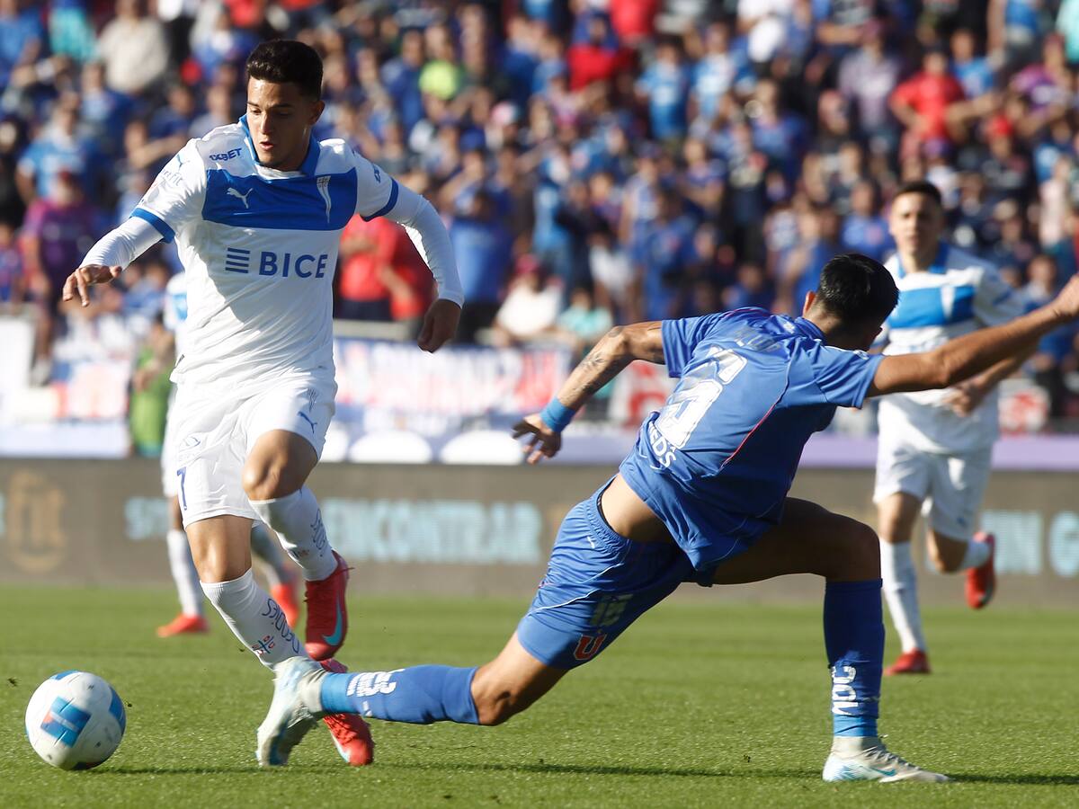 Universidad de Chile vence en la agonía a la Universidad Católica en la edición 200 del Clásico Universitario