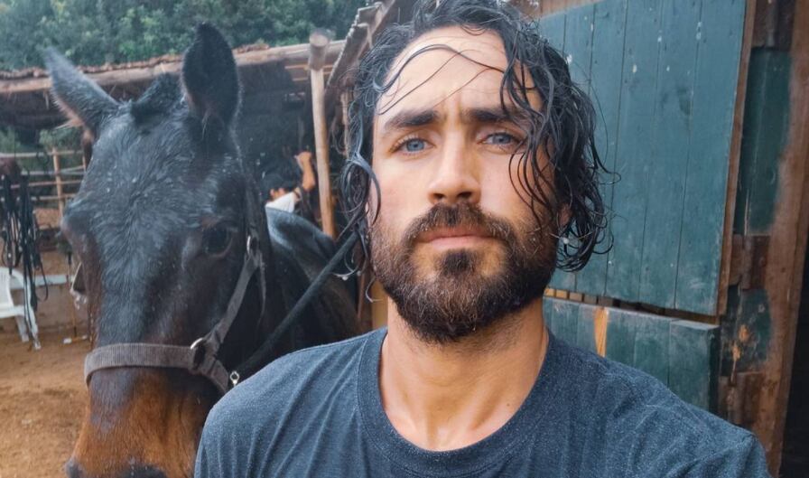 Matías Assler es duramente criticado por fotos jugando polo