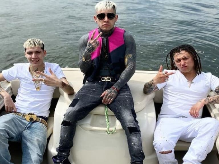 Hicieron su propio Miami: Marcianeke y Pablo Chill-e desordenaron el lago Rapel con fiesta en lanchas