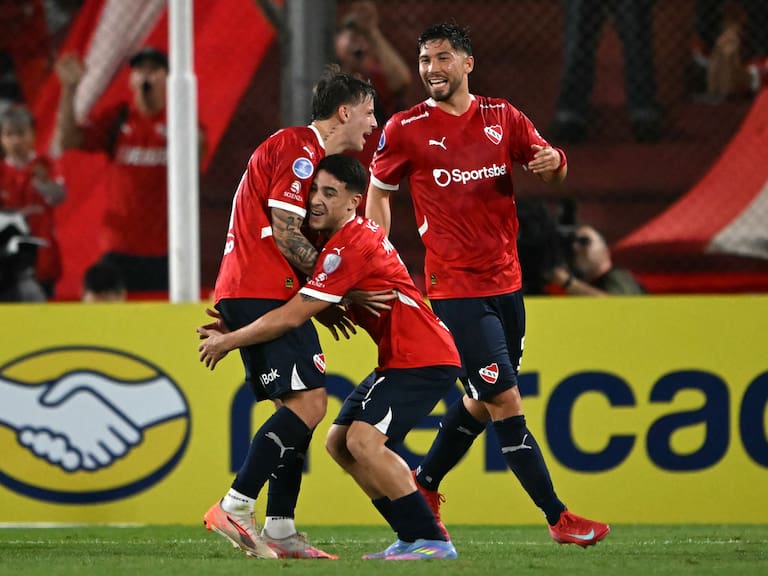 Felipe Loyola asiste en agónica victoria de Independiente por Copa Argentina