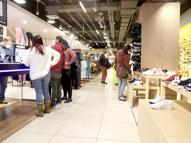 Imacec de marzo llegó al -3,5% según el Banco Central