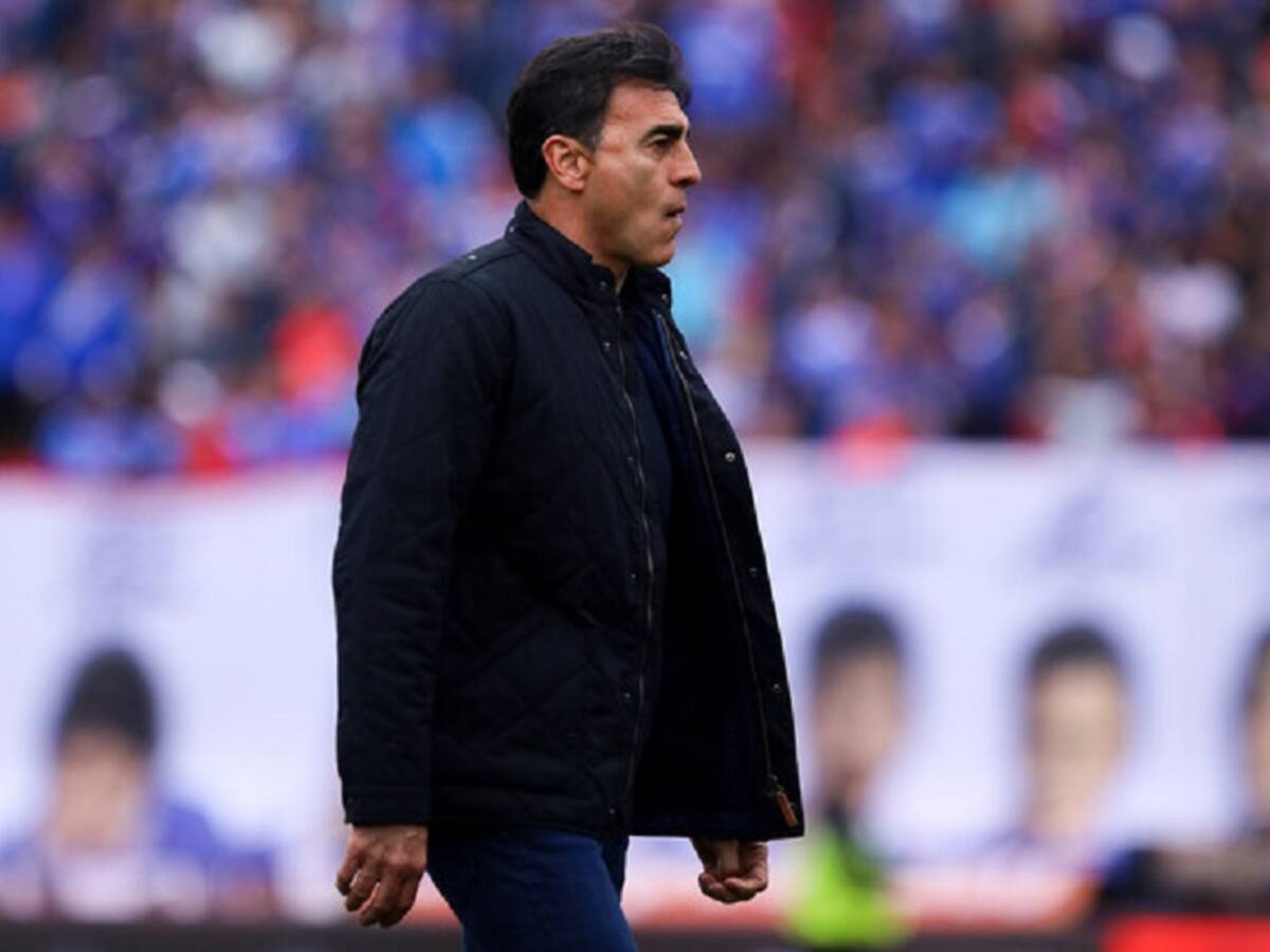 «Me siento orgulloso»: Gustavo Quinteros sacó pecho tras su racha invicta en clásicos