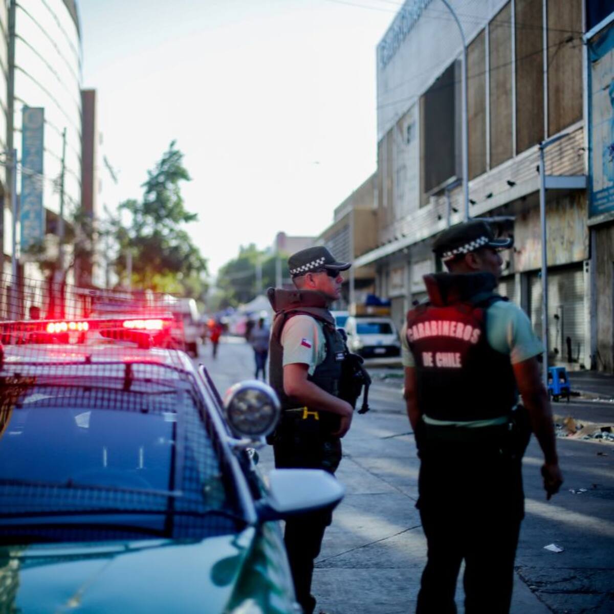 Incidentes en barrio Meiggs: reportan disturbios y barricadas en el centro de Santiago