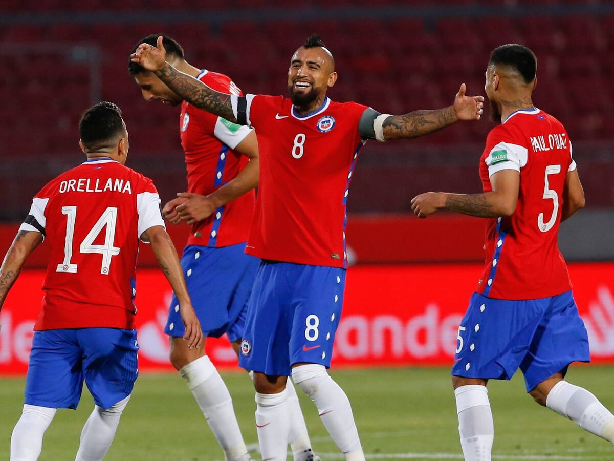 Golazo de Arturo Vidal ante Perú fue escogido por la Conmebol como el mejor de las primeras fechas por las Clasificatorias