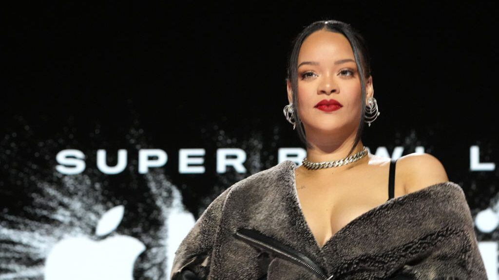 PHOENIX, ARIZONA - FEBRUARY 09:  Rihanna poses onstage during the Apple Music Super Bowl LVII Halftime Show Press Conference at Phoenix Convention Center on February 09, 2023 in Phoenix, Arizona. (Photo by Kevin Mazur/Getty Images for Roc Nation)