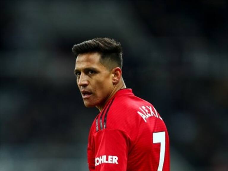 Prensa inglesa aseguró que Manchester United está «desesperado» por vender a Alexis Sánchez