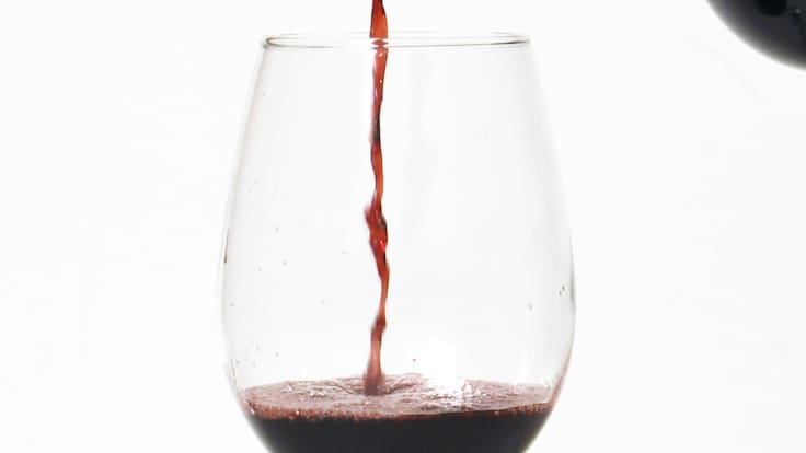 Japón retira 40 mil botellas de conocida marca de vino chileno por ingrediente prohibido