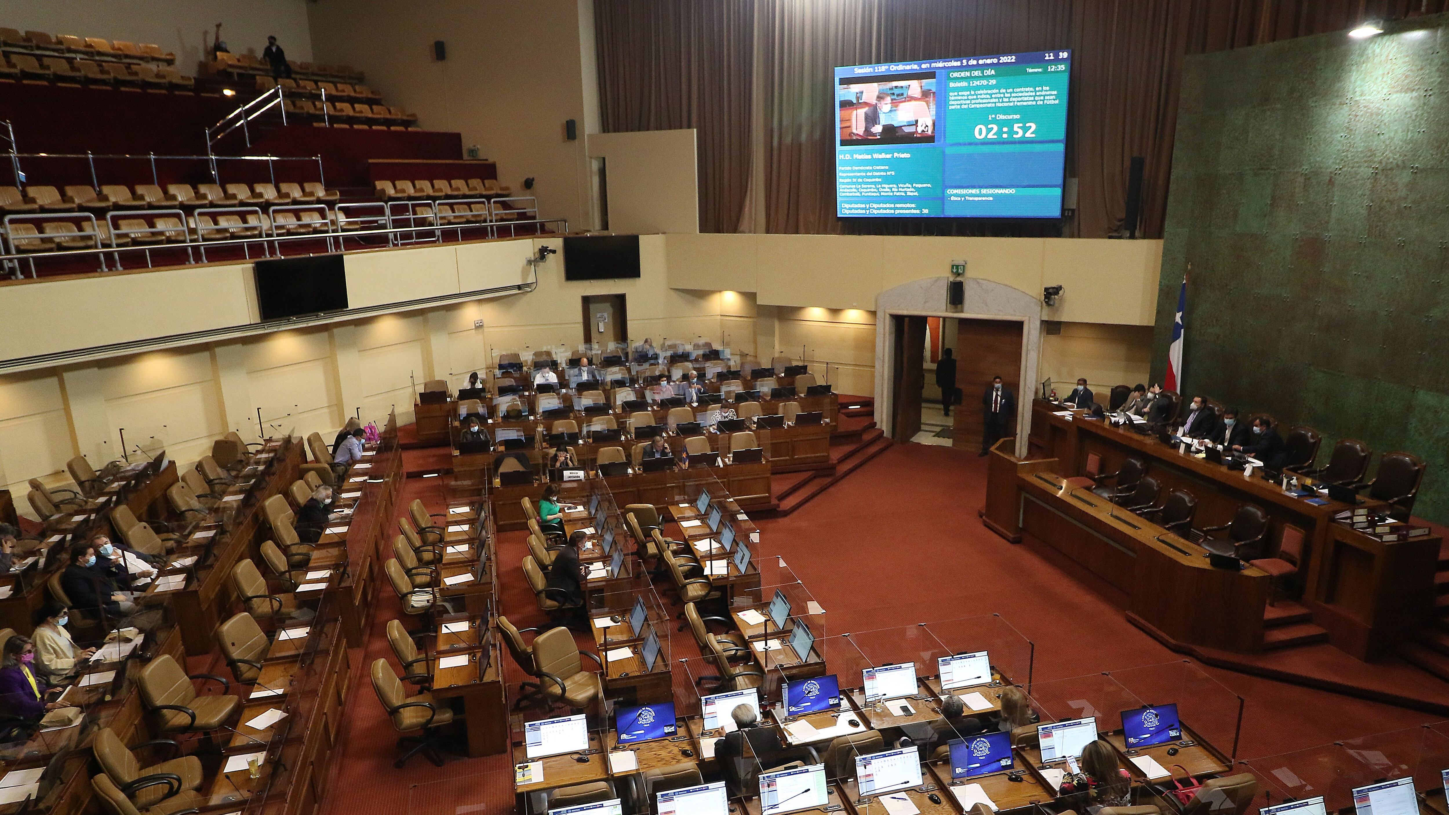 05 DE ENERO DE 2022/VALPARAISOVista general de la Sesión de Sala de la Cámara de Diputadas y Diputados,
FOTO: LEONARDO RUBILAR CHANDIA/AGENCIAUNO